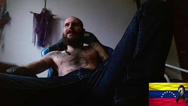 Tatted21xxx online show from July 13, 10:23 pm