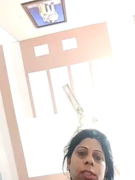 Snapshot of Manmohini123 chatting on February 5, 4:27 am Manmohini123 online show from February 5, 4:27 am