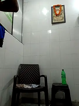 Snapshot of Manmohini123 chatting on September 18, 5:42 am Manmohini123 online show from September 18, 5:42 am