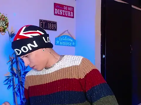 DavidNeill online show from December 27, 2:33 pm