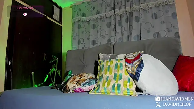 DavidNeill online show from April 8, 12:43 am