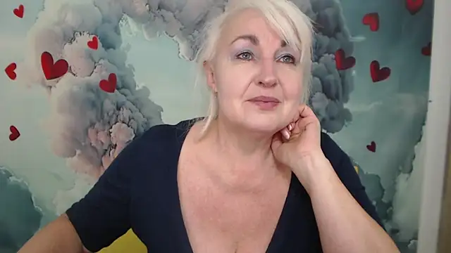 Snapshot of BlondyLeeBest chatting on February 14, 7:12 pm BlondyLeeBest online show from February 14, 7:12 pm