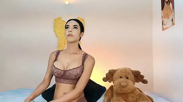 Snapshot of salome_Collins_1 chatting on May 4, 9:55 pm salome Collins 1 online show from May 4, 9:55 pm
