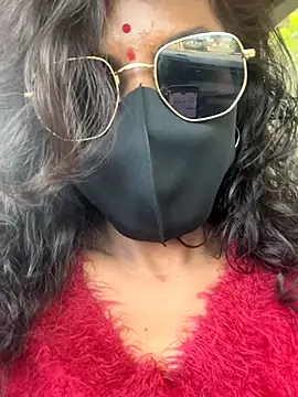 Indian-Squirt online show from December 17, 8:09 am