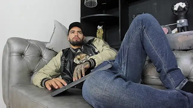 matteosantos online show from March 18, 11:41 am