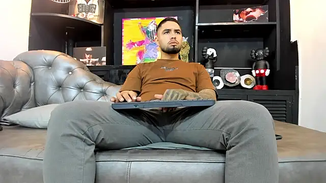 matteosantos online show from September 9, 11:32 am