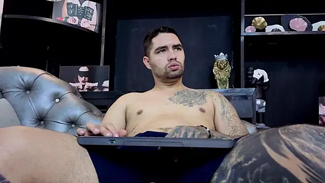 matteosantos online show from October 26, 11:38 am