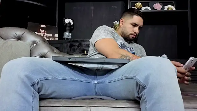 matteosantos online show from November 22, 11:42 am