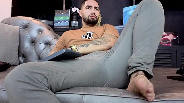 matteosantos online show from April 7, 11:43 am