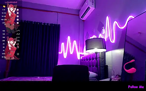 DivaMooree online show from October 5, 2:32 am