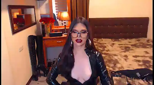 EXTREMELYDOM online show from December 15, 10:28 am