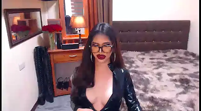 EXTREMELYDOM online show from January 22, 8:40 am