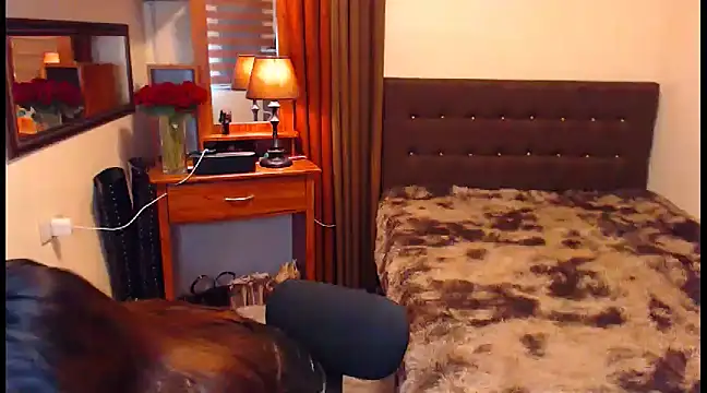 EXTREMELYDOM online show from February 21, 6:29 am