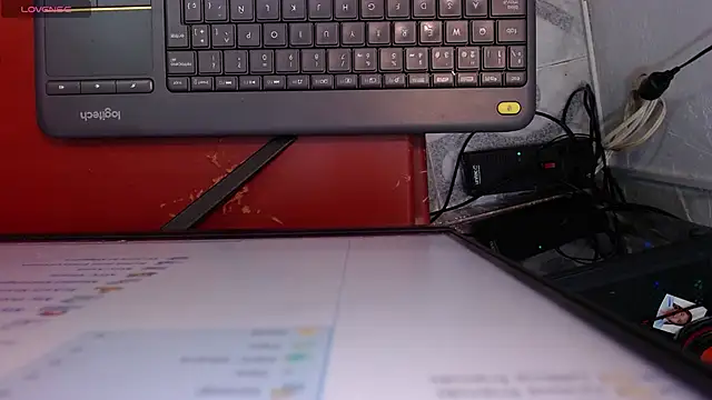 scaelettdubois online show from November 9, 1:15 am