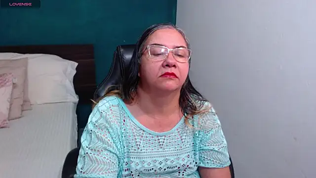 scaelettdubois online show from January 18, 12:25 am