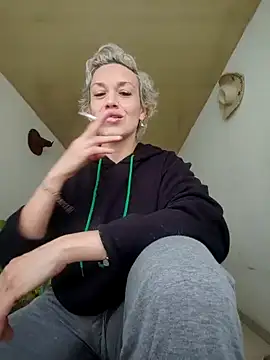 Snapshot of sexymarilyncolombia chatting on February 11, 12:16 pm sexymarilyncolombia online show from February 11, 12:16 pm