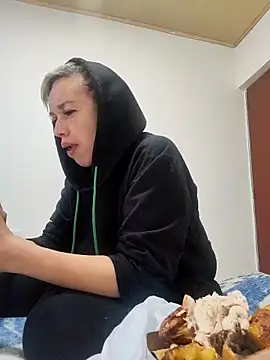 Snapshot of sexymarilyncolombia chatting on March 15, 10:22 pm sexymarilyncolombia online show from March 15, 10:22 pm