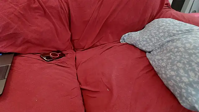 EmoDream1998 online show from March 19, 4:45 pm