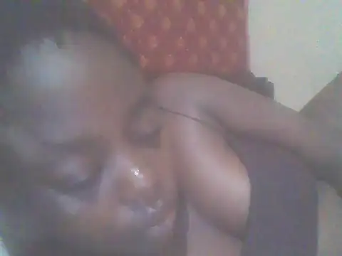 Snapshot of sexygrace1 chatting on April 22, 11:28 pm sexygrace1 online show from April 22, 11:28 pm