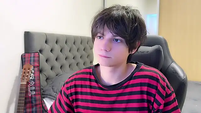 SasukeUhchiaa online show from December 2, 5:15 pm