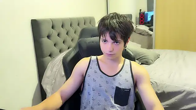 SasukeUhchiaa online show from February 18, 12:48 am