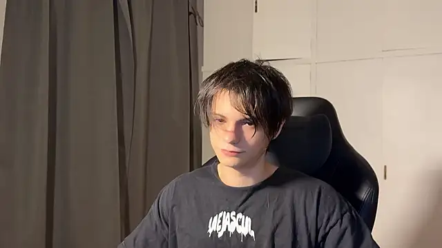 SasukeUhchiaa online show from February 11, 5:12 am