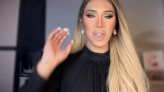 Ts glamxxxx online show from January 11, 2:05 am