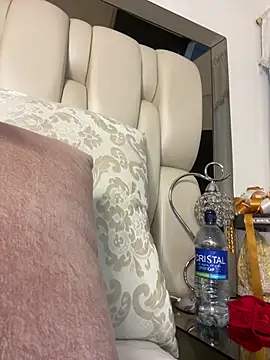 ALISSON FOXXX1 online show from March 1, 2:04 am