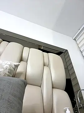 ALISSON FOXXX1 online show from September 24, 12:47 am