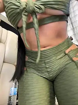 ALISSON FOXXX1 online show from September 29, 8:46 pm