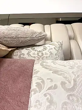 ALISSON FOXXX1 online show from January 6, 10:56 pm