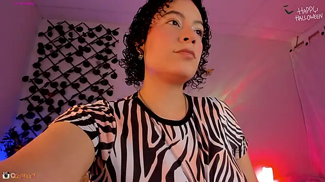 cailynhot online show from October 7, 11:02 pm