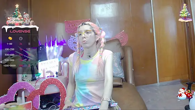 Skinygirl online show from February 21, 2:06 am