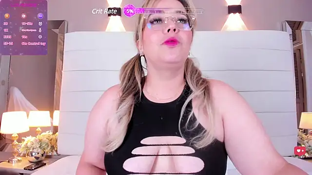 Charlotte93  online show from March 22, 3:20 pm