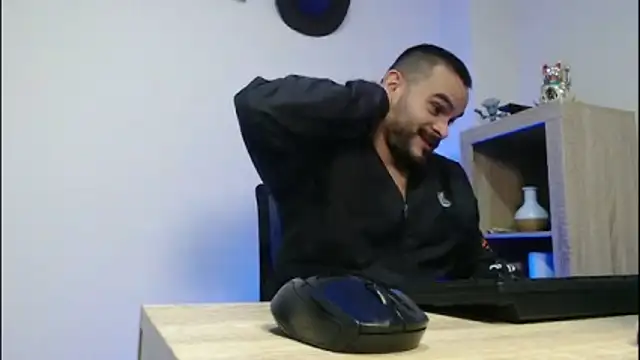 cowboyht online show from February 13, 6:31 am