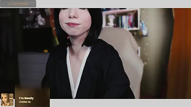 freya sunny online show from February 17, 5:25 am