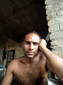 Snapshot of Maneeshpoppy chatting on May 6, 12:21 pm Maneeshpoppy online show from May 6, 12:21 pm