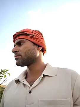Snapshot of Maneeshpoppy chatting on May 9, 1:11 am Maneeshpoppy online show from May 9, 1:11 am