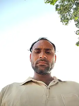 Snapshot of Maneeshpoppy chatting on May 28, 1:58 am Maneeshpoppy online show from May 28, 1:58 am
