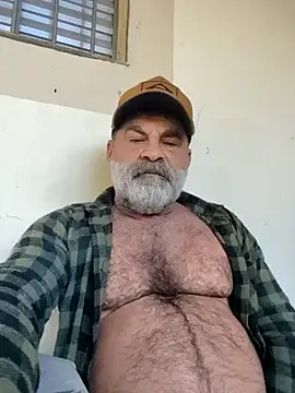 Snapshot of Peludo173317 chatting on July 16, 6:36 pm Peludo173317 online show from July 16, 6:36 pm