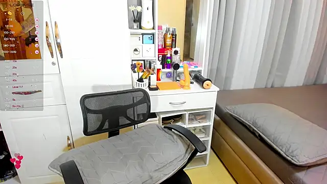 FuckDollNicky online show from December 8, 7:58 am