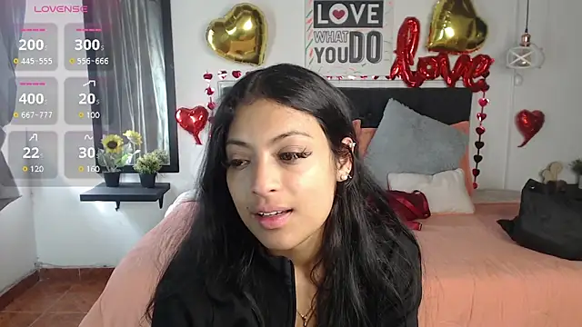 vaness weet online show from February 4, 7:11 pm