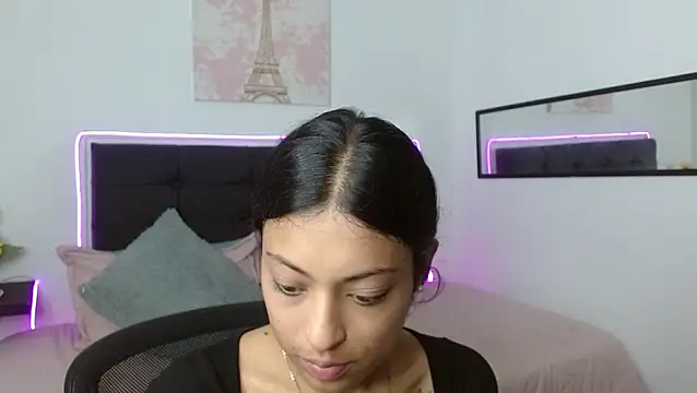 vaness weet online show from March 6, 3:08 pm