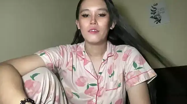 MeganTheRarest online show from January 7, 11:16 am