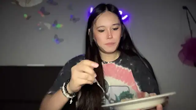 MeganTheRarest online show from October 5, 4:33 am