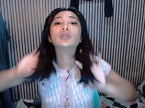 Maria-Moore online show from October 3, 5:26 am