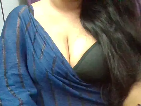 Snapshot of Roopshikha39 chatting on September 23, 6:33 pm Roopshikha39 online show from September 23, 6:33 pm