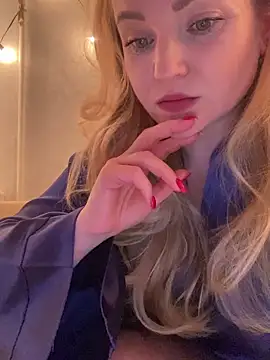 Lady  Maria online show from March 4, 7:11 pm