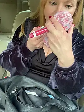 Lady  Maria online show from October 13, 1:44 pm