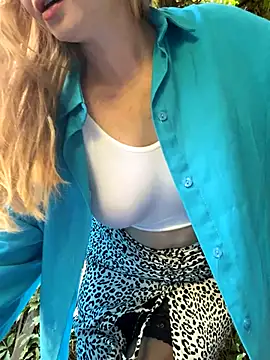 Lady  Maria online show from October 18, 11:33 am